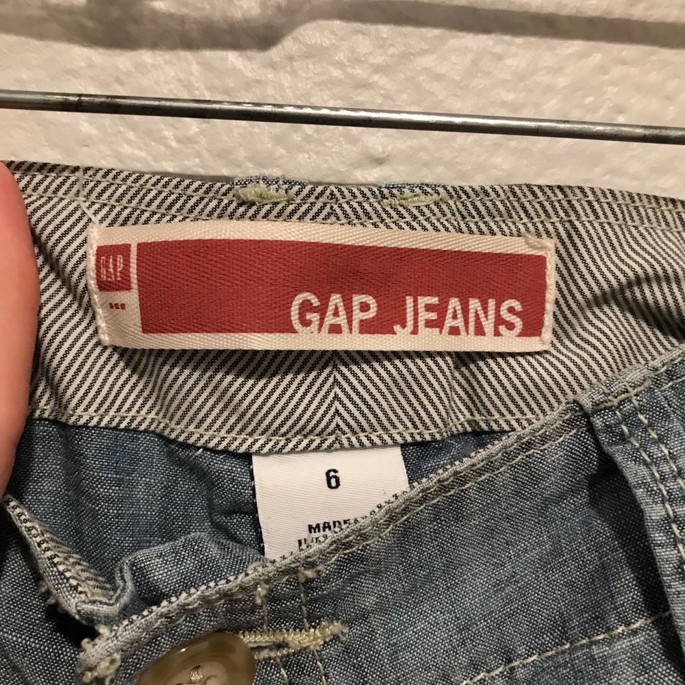 Denim gap shorts! - Picture 5 of 7